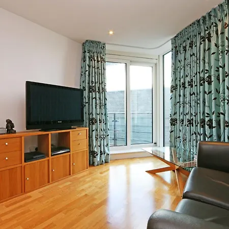 Riverside 1 Bed Apartment Londra Esterno foto
